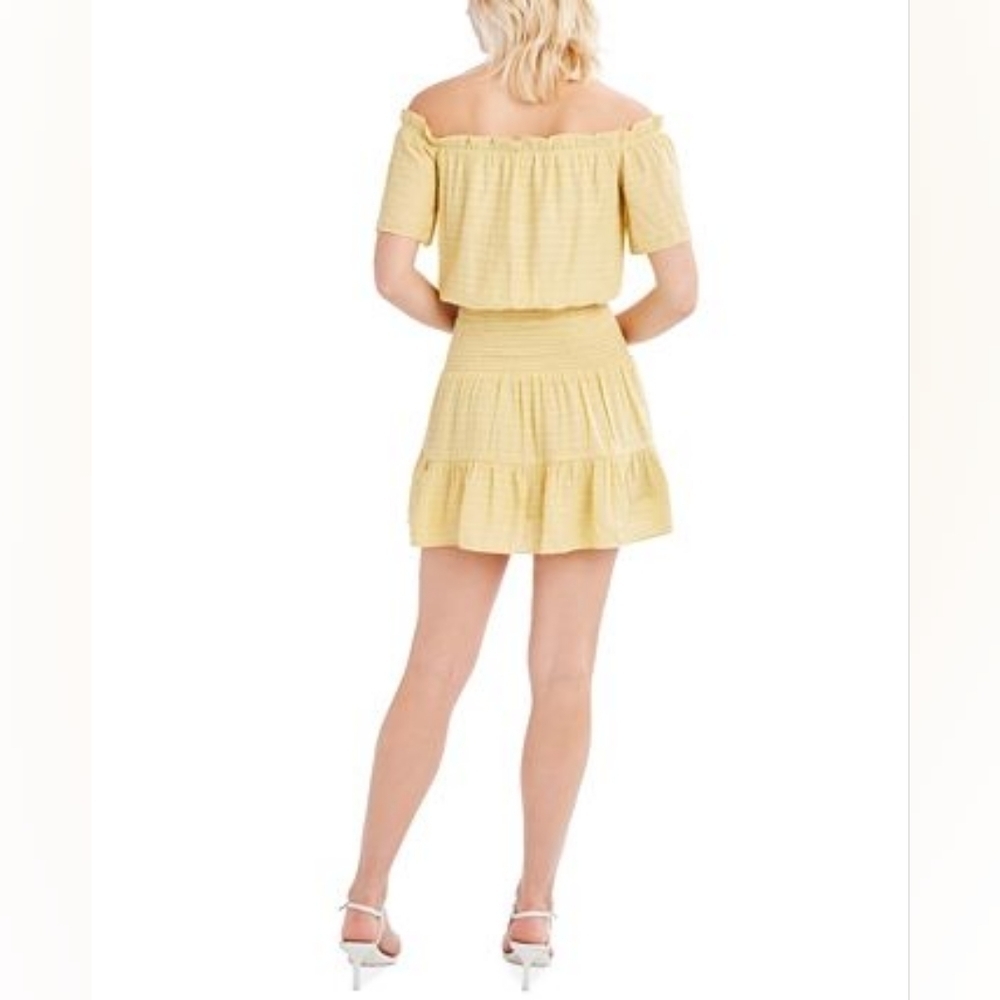 BCBGeneration Off The Shoulder Dress in Pale Banana - Picture 7 of 10
